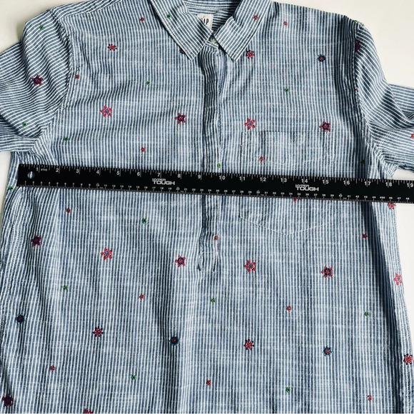 GAP Women’s Shirt Small Blue Red Floral  Embroidered Striped Boyfriend Popover - Picture 8 of 10